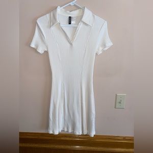 H&M size s, Tennis dress in cream!
